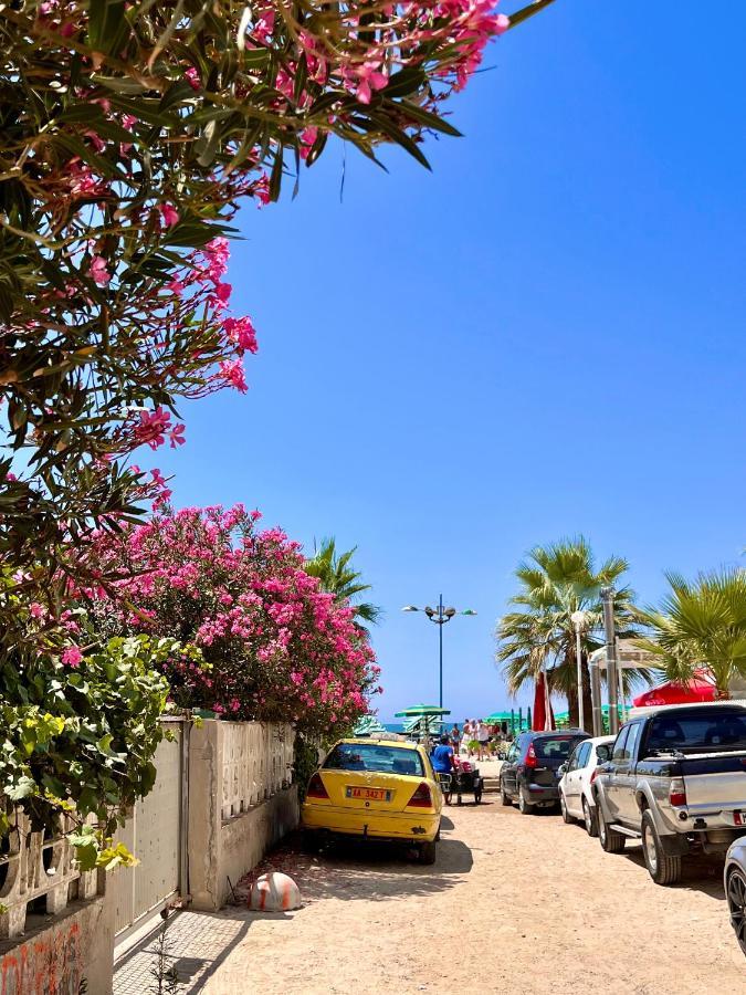 Flors Durrës